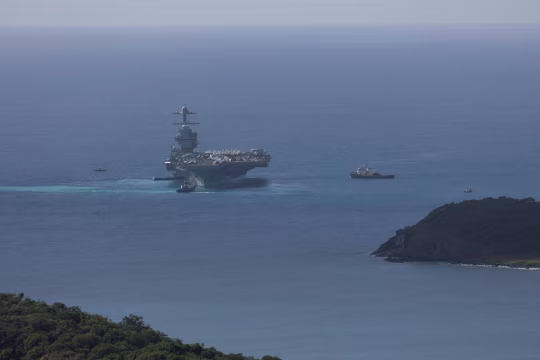 美国海军封锁重创伊朗石油出口 迫使原油浮式储存