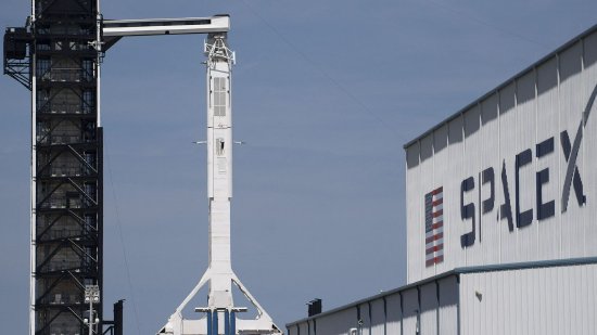 SpaceX下月冲刺万亿IPO 马斯克设规则确保不被罢免