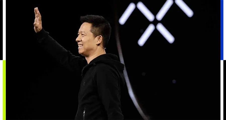 早报｜Claude官宣接入Adobe全家桶等生产力软件/微信朋友圈灰测改版/曝索尼PS5数字版游戏新增「30天联网验证」机制