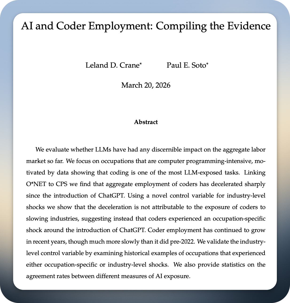 早报｜曝苹果未来将进入10个全新品类/内存涨疯了，三星手机部门面临史上首次亏损/DeepSeek V4成龙虾默认模型