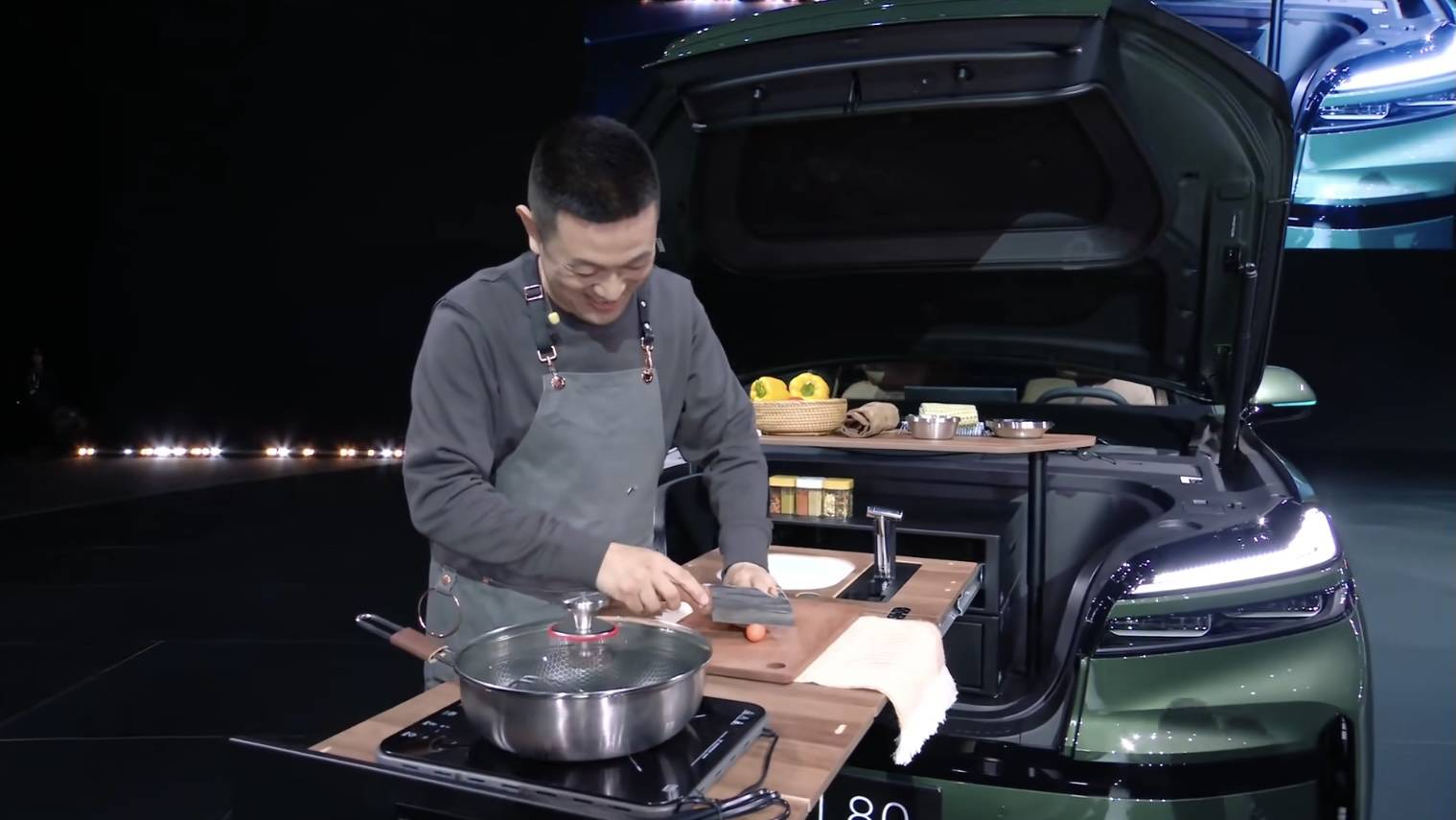 五座车最大后备箱！乐道 L80 开启预售，租电 15.98 万元起