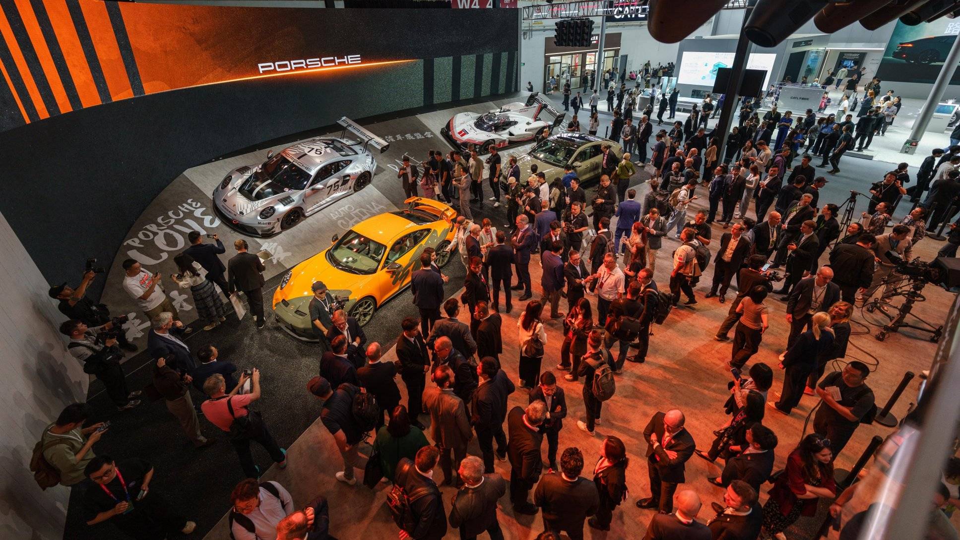 中国汽车的问题，除了新车太像，还有新车太多