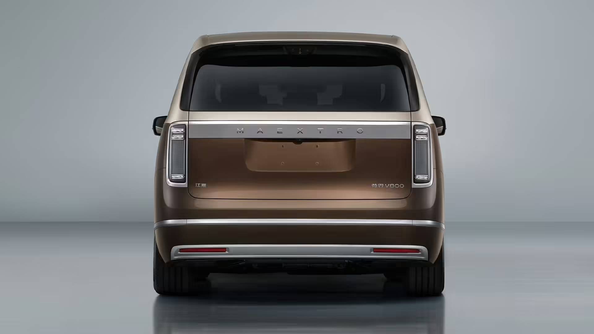 尊界首款 MPV V800 亮相工信部！理想 L6 设计焕新，小鹏发布多款 SUV 车型
