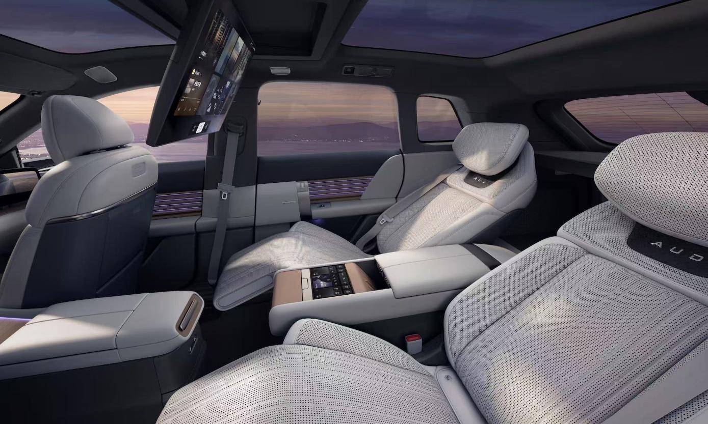上汽奥迪 AUDI E7X 破釜沉舟，预售价 28.98 万元起，新增四座版本