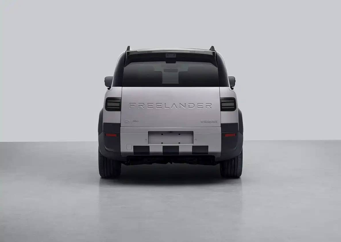 尊界首款 MPV V800 亮相工信部！理想 L6 设计焕新，小鹏发布多款 SUV 车型