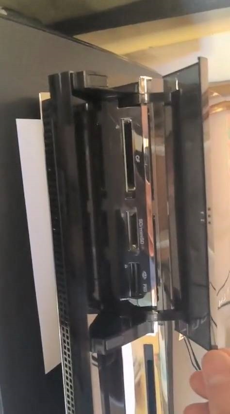 索尼最美主机 PS3抛光焕然一新引热议