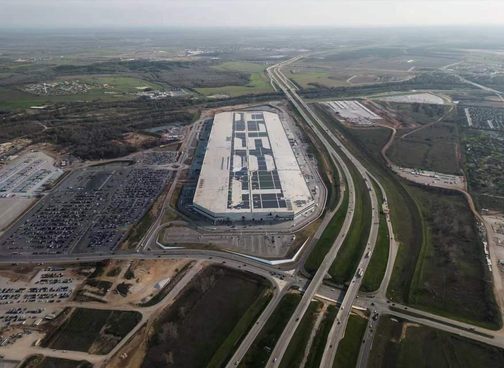 纽约时报揭秘：马斯克如何借SpaceX为自己及其商业帝国“输血”？