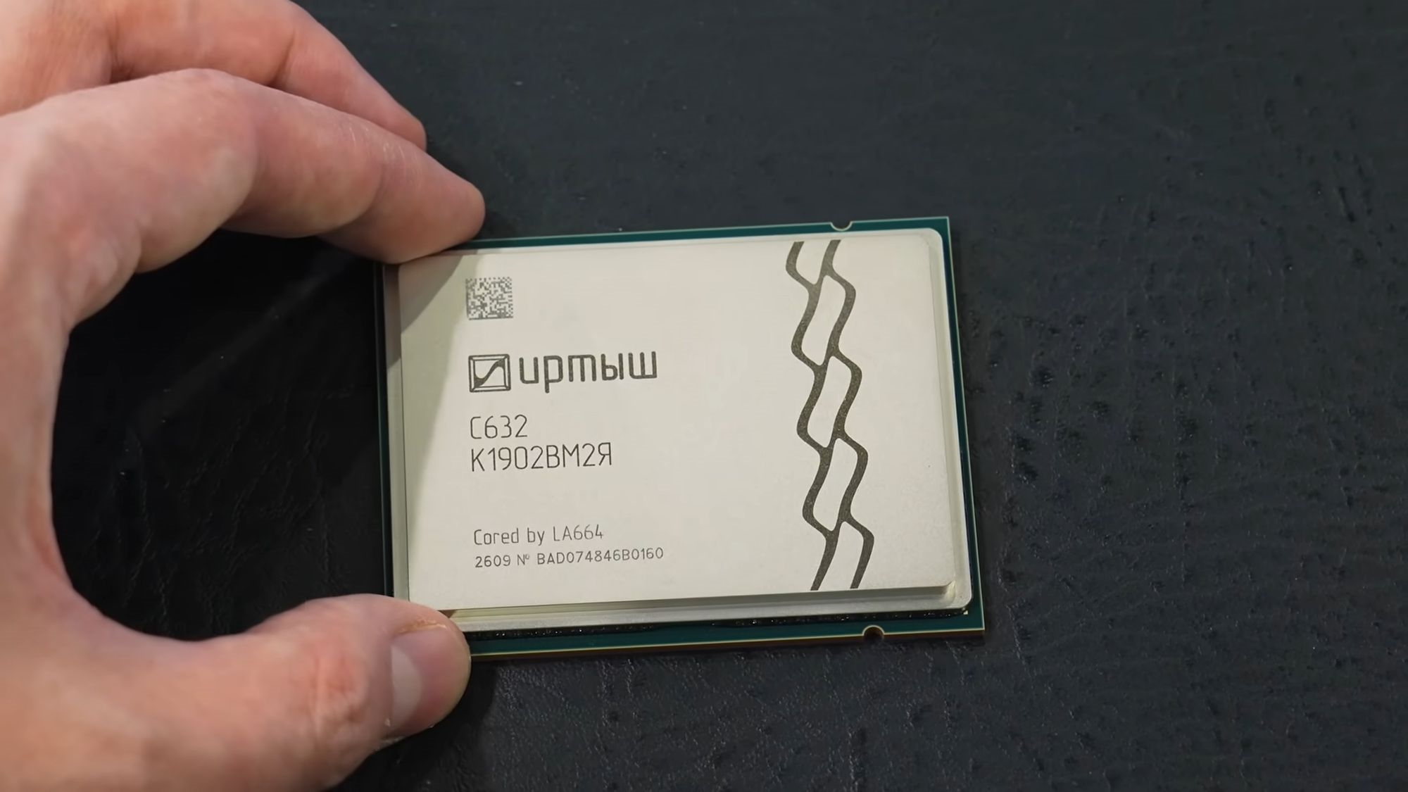 龙芯内核授权：俄罗斯自研CPU游戏实测 《巫师3》能到38FPS