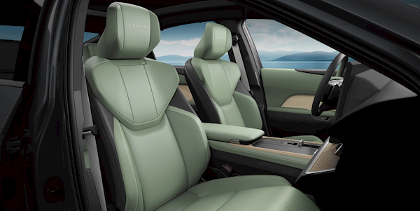 全新一代雷克萨斯ES上市 29.99万起