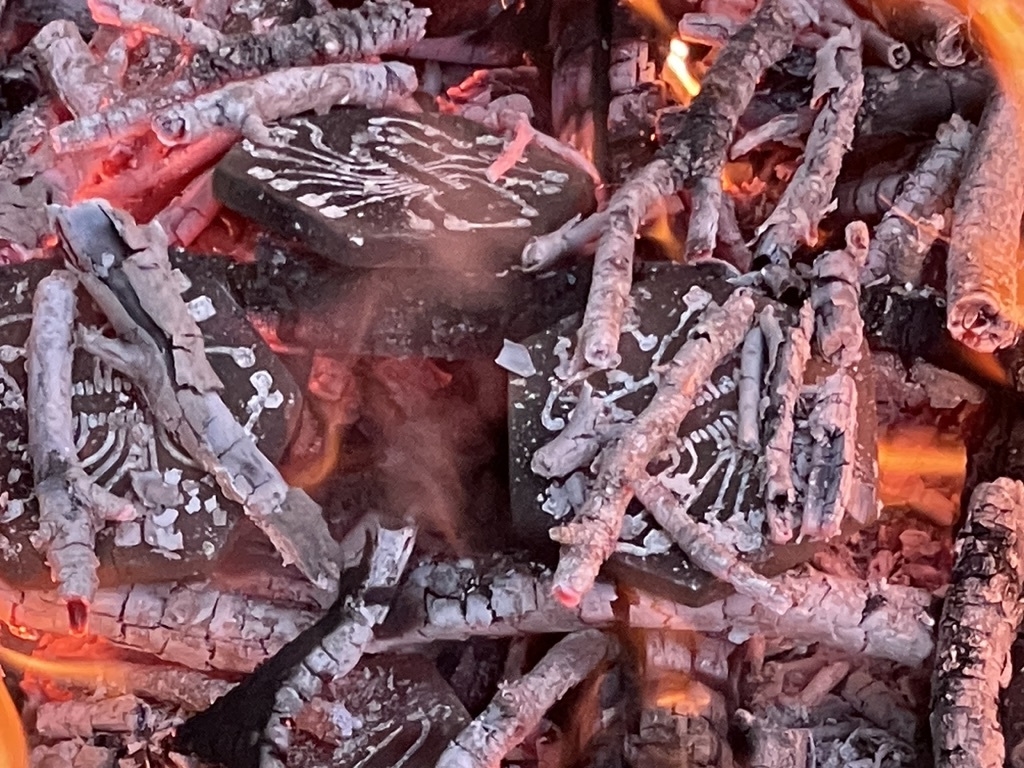 史前工艺做电路板 用泥土和柴火纯手搓PCB 全套教程已开源