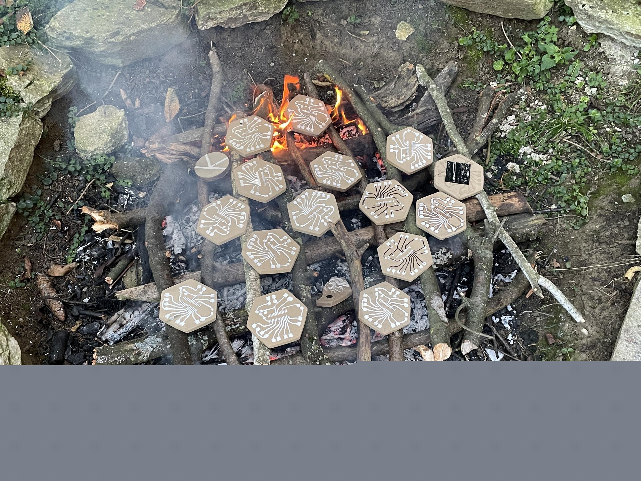 史前工艺做电路板 用泥土和柴火纯手搓PCB 全套教程已开源