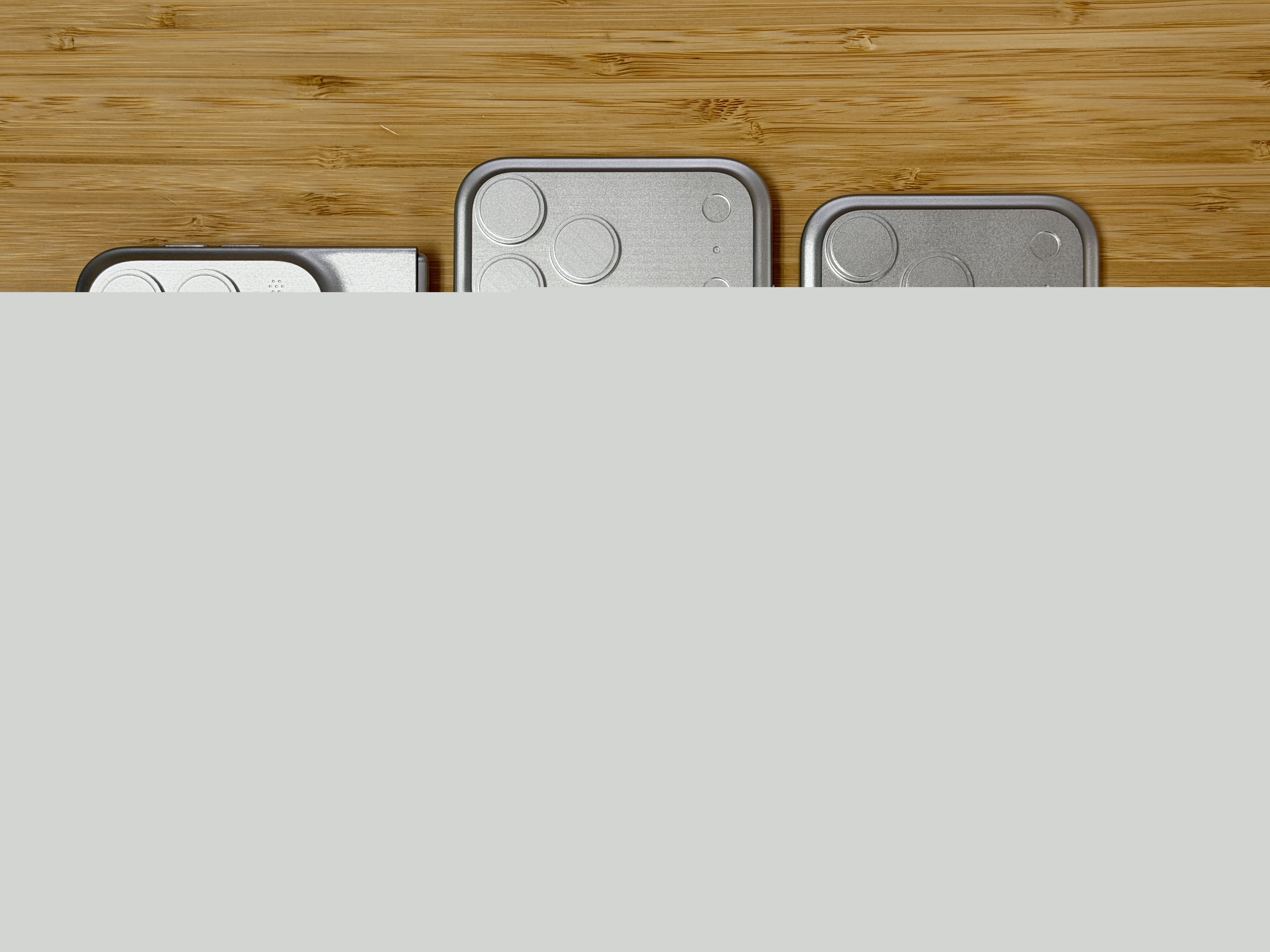 传苹果阔折叠iPhone Fold定价14999元左右