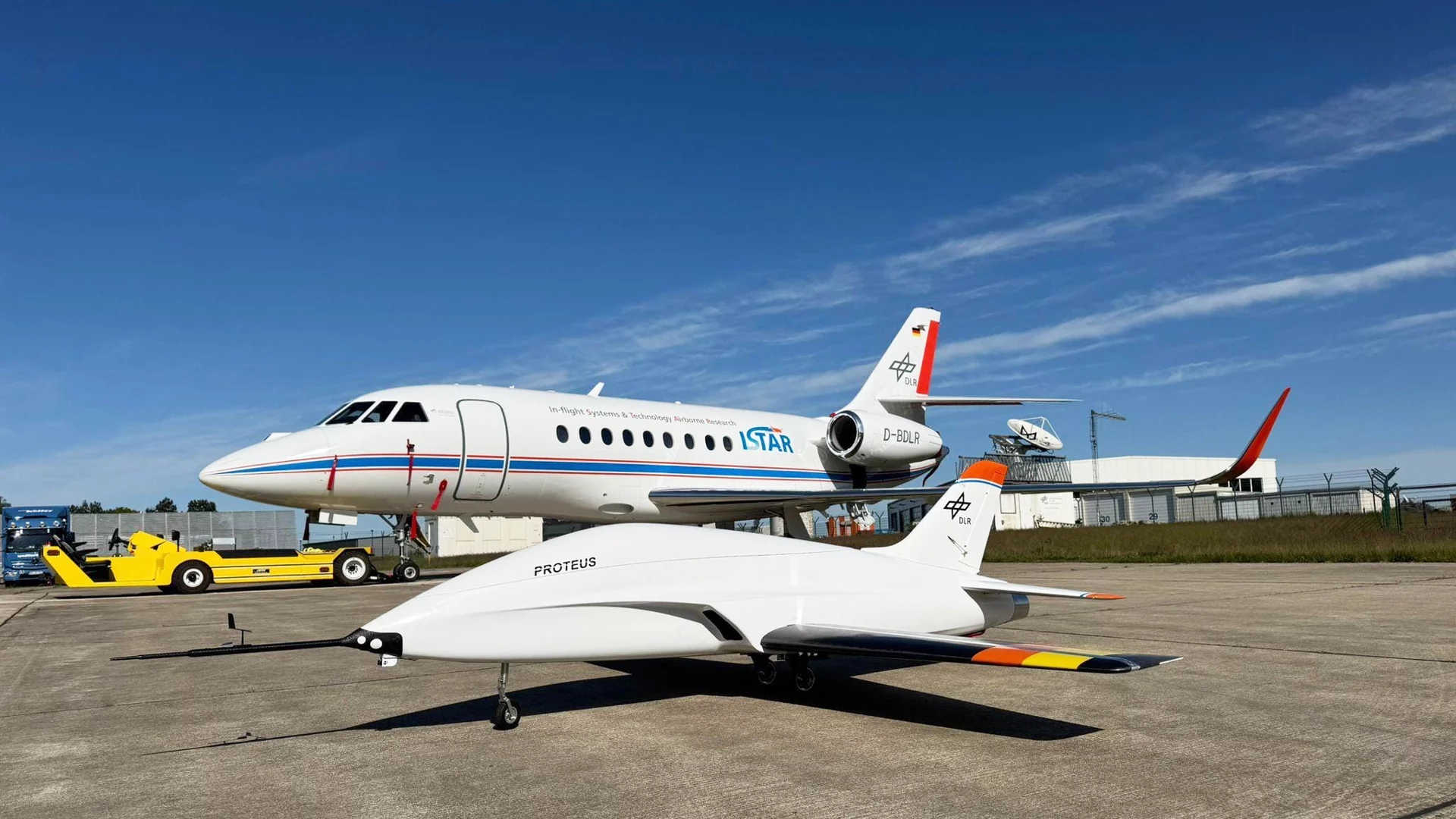 德国航空航天中心研发的可变形机翼首飞 验证无人机自适应飞行能力