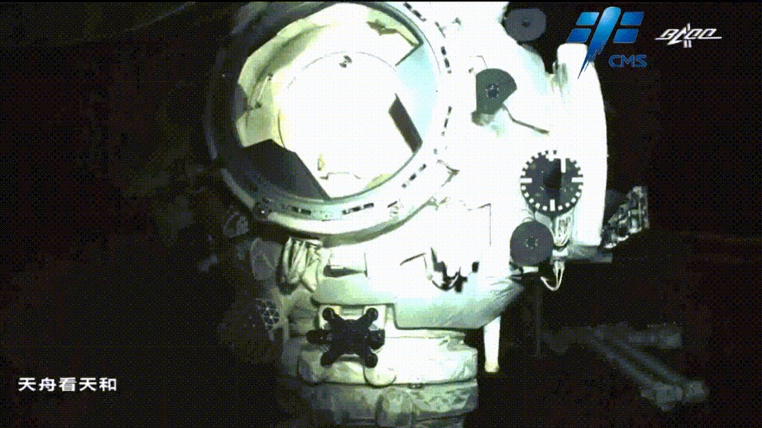 中国航天员将在空间站待1年