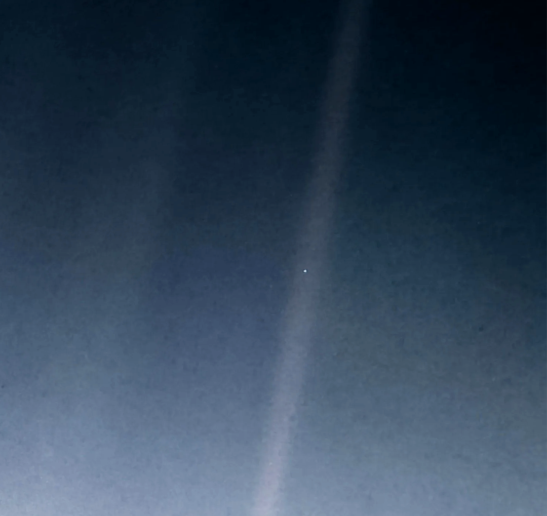 旅行者一号飞出地球1光日 259亿公里光走1天 它走49年