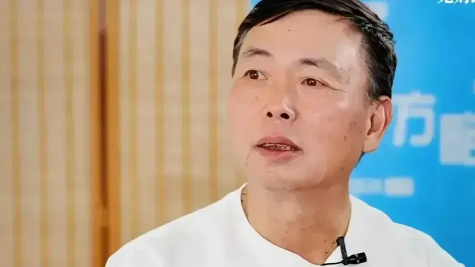 段永平谈OPPO母亲节文案：错了就改，我相信他们会反省
