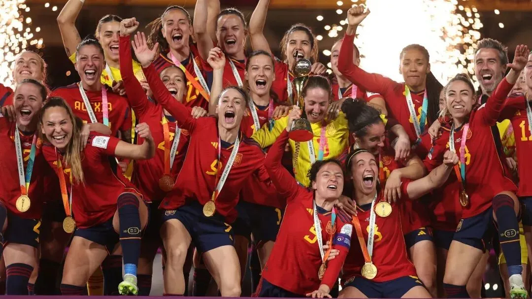 央视签约世界杯背后：FIFA让了步 联想是关键协调者